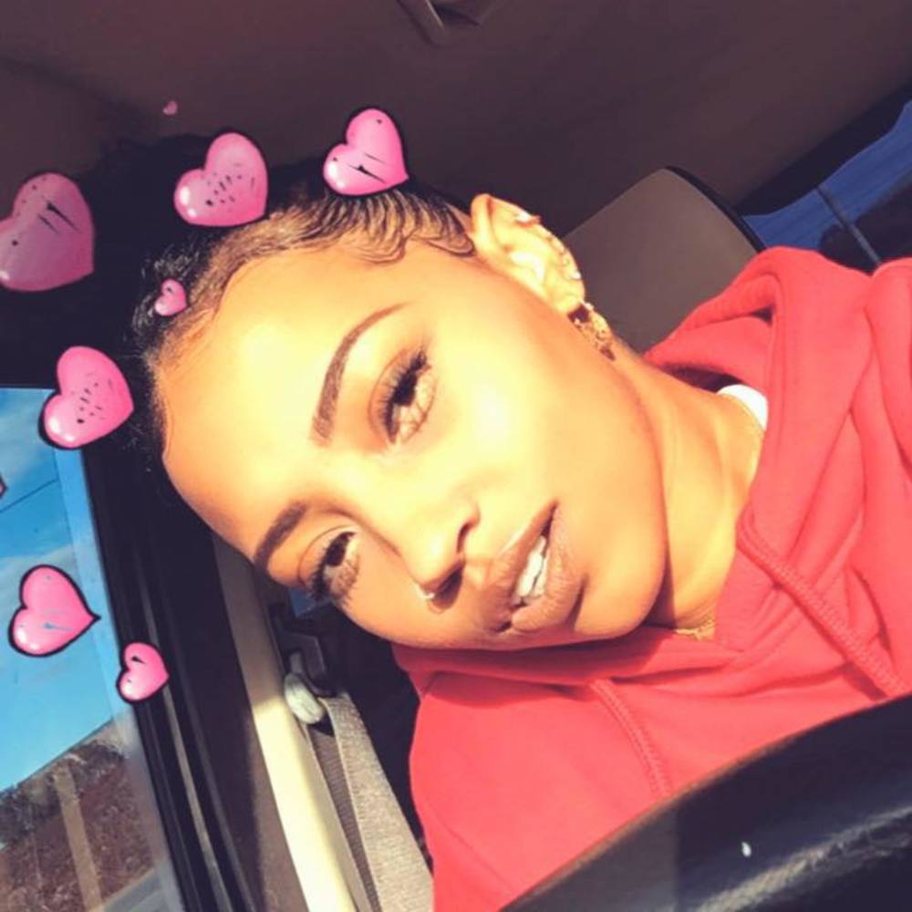 Meet your Posher, Naomi